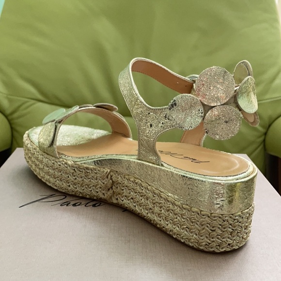 Paolo Mattei NWT. EU Size 37. True to Size. Gold. - Picture 8 of 11